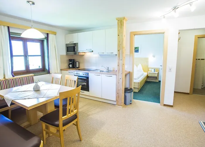 Noeglhof Фермерский дом Радштадт